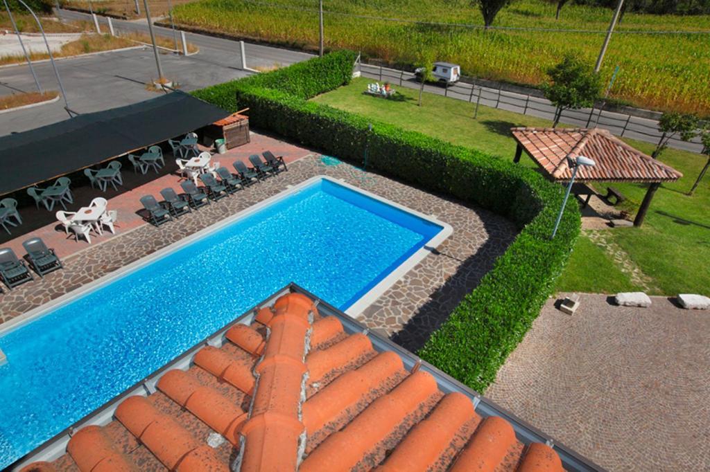 Azienda Agrituristica Pericle Montella Exterior foto